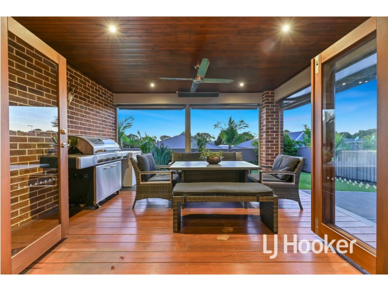 12 Quirk Road, Pakenham VIC 3810