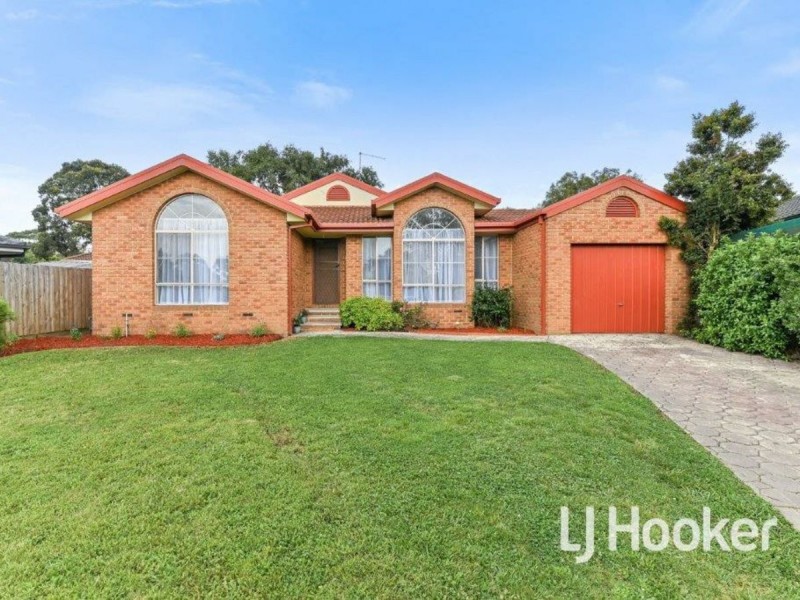 5 Greaves Court, Pakenham VIC 3810