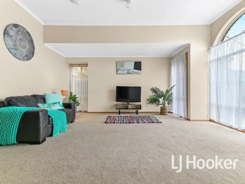 5 Greaves Court, Pakenham VIC 3810