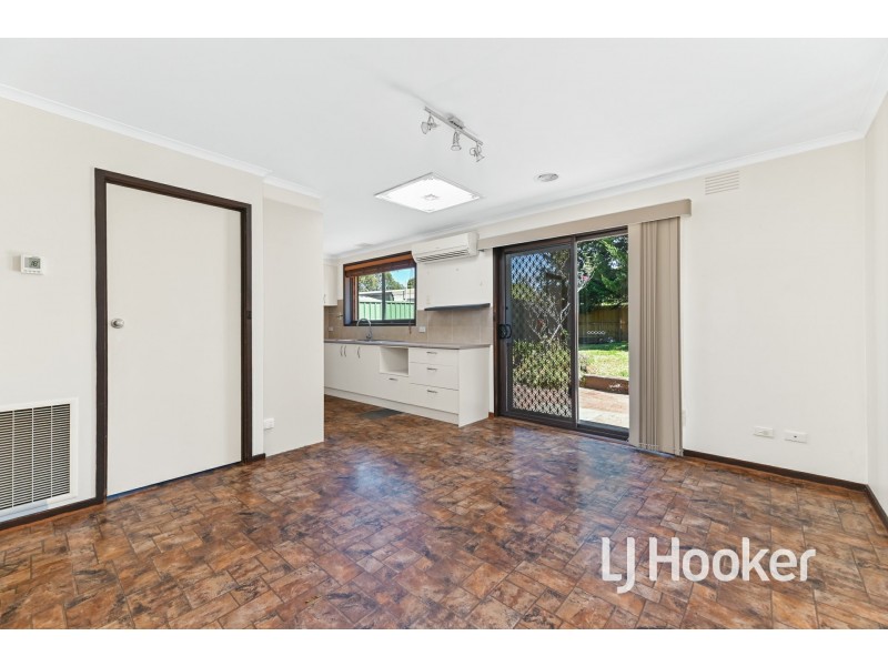 2 Sykes Court, Pakenham VIC 3810