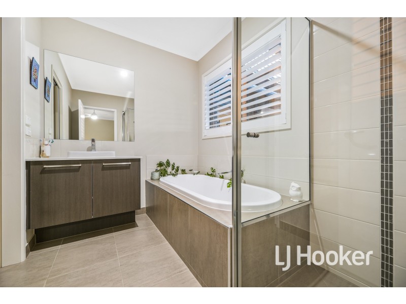 350 Temby Road, Iona VIC 3815