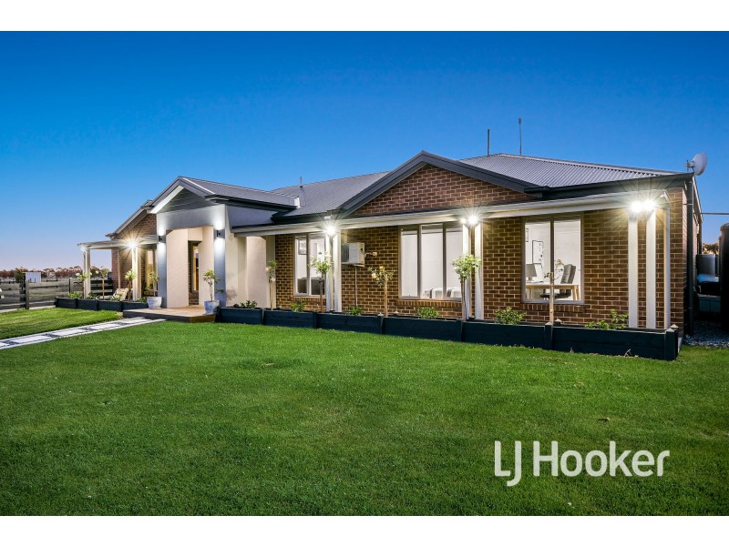350 Temby Road, Iona VIC 3815
