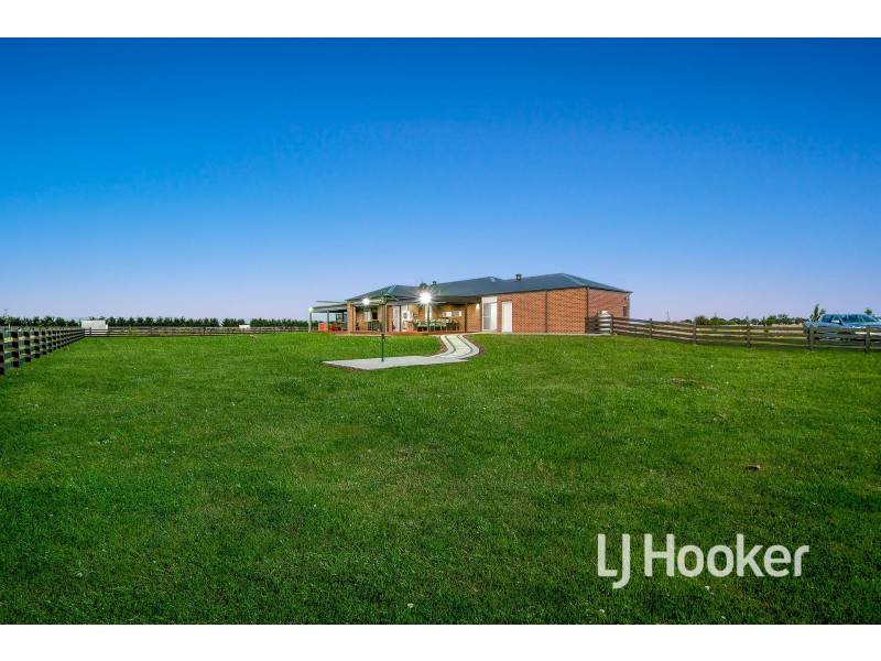 350 Temby Road, Iona VIC 3815