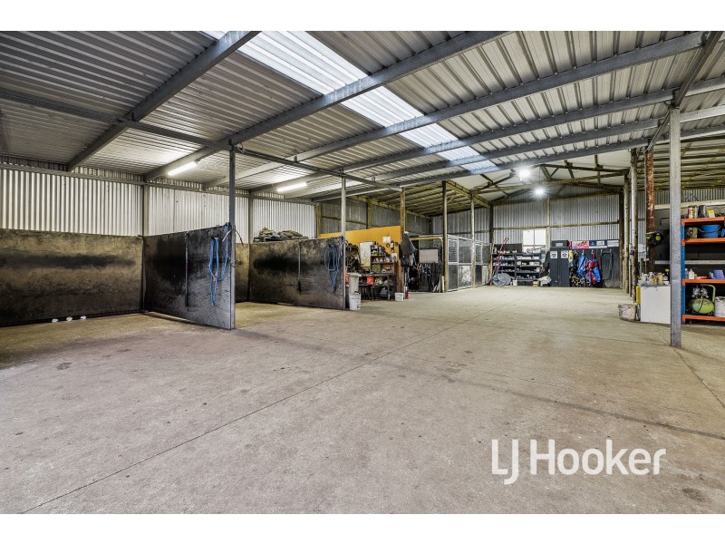 350 Temby Road, Iona VIC 3815