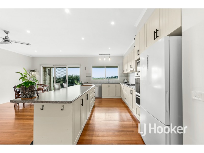 910 Bunyip-Modella Road, Iona VIC 3815