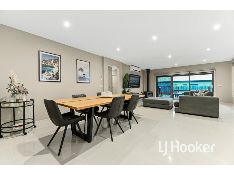 4 Tatiara Drive, Grantville VIC 3984