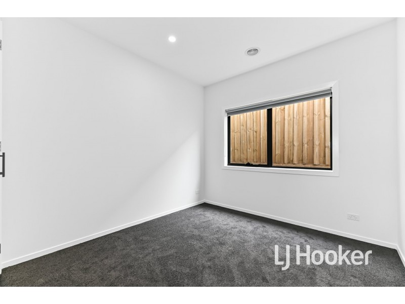 15 Capel Street, Nar Nar Goon North VIC 3812