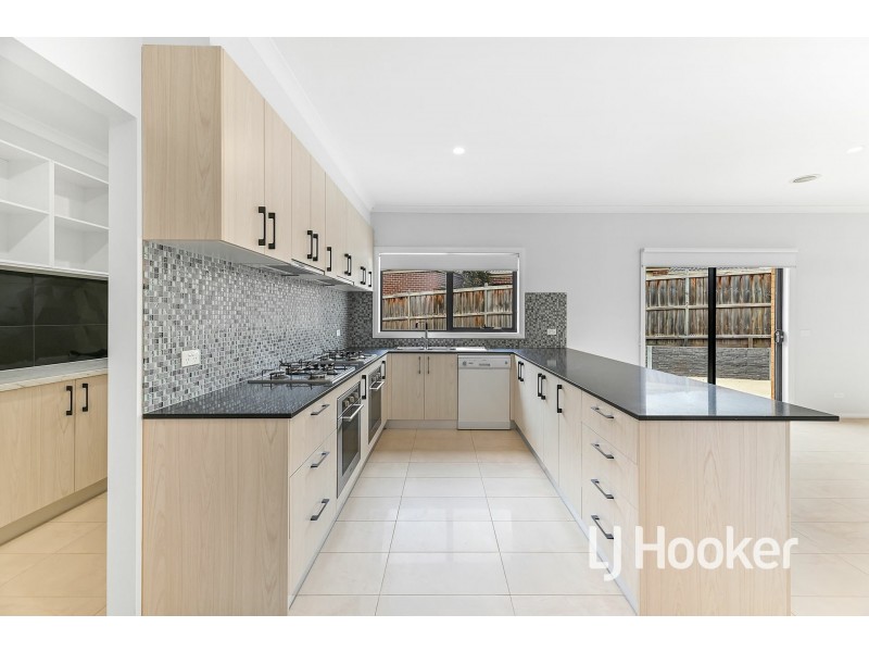 15 Boyd Avenue, Warragul VIC 3820