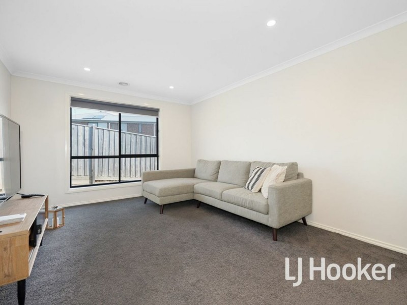 88 Grandvue Boulevard, Pakenham VIC 3810