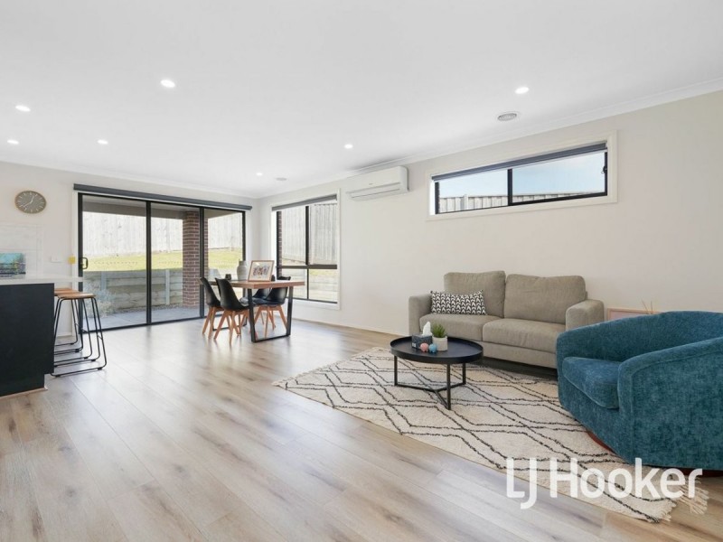 88 Grandvue Boulevard, Pakenham VIC 3810