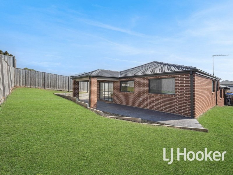 88 Grandvue Boulevard, Pakenham VIC 3810