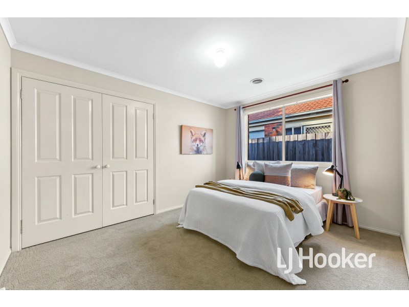 53 Balmoral Way, Pakenham VIC 3810