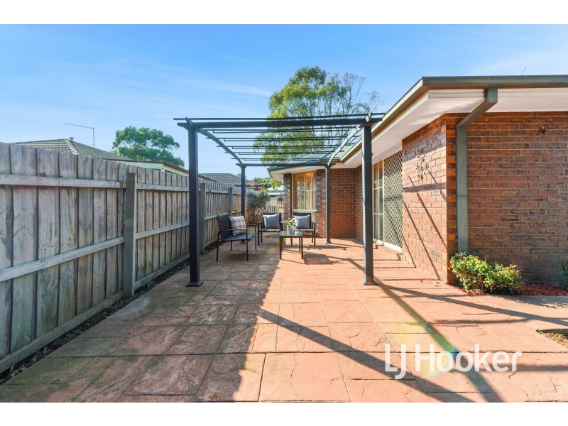 53 Balmoral Way, Pakenham VIC 3810