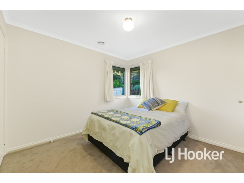 1 Kinross Court, Pakenham VIC 3810