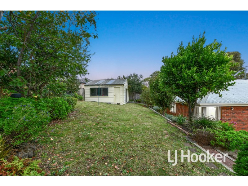 1 Kinross Court, Pakenham VIC 3810