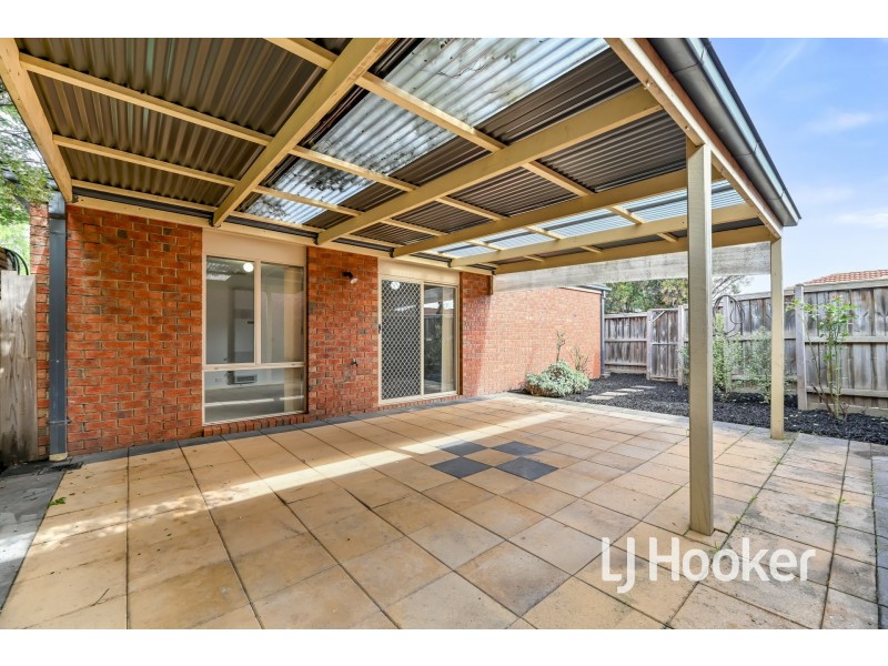 2/36 Armadale Drive, Narre Warren VIC 3805