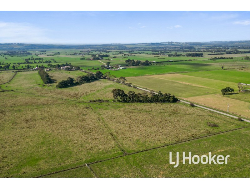 235 Heads Road, Yannathan VIC 3981