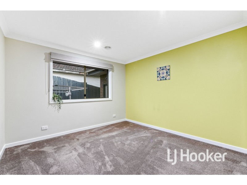 2 Cooper Rise, Bunyip VIC 3815