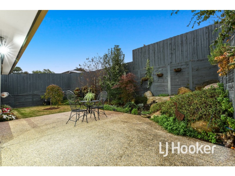 2 Cooper Rise, Bunyip VIC 3815