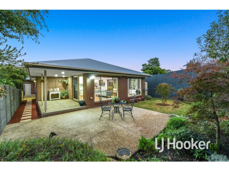 2 Cooper Rise, Bunyip VIC 3815