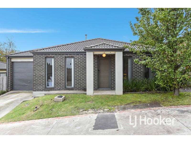 7/107 Army Road, Pakenham VIC 3810