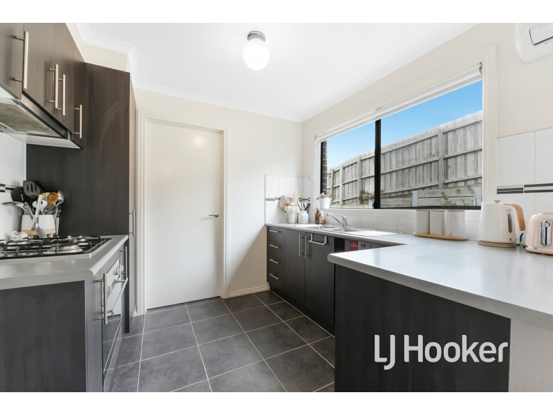 7/107 Army Road, Pakenham VIC 3810