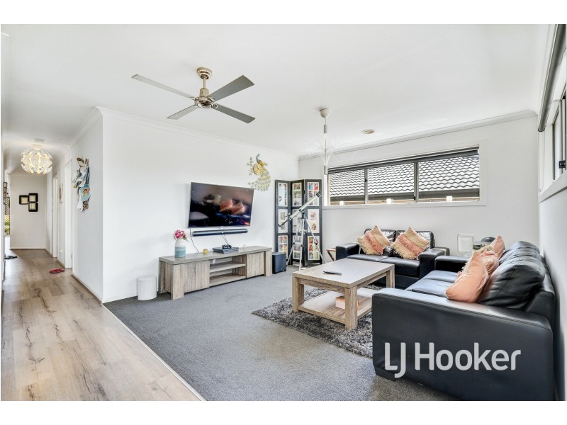 29 Rockford Street, Pakenham VIC 3810