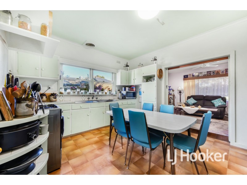 18 John Street, Pakenham VIC 3810