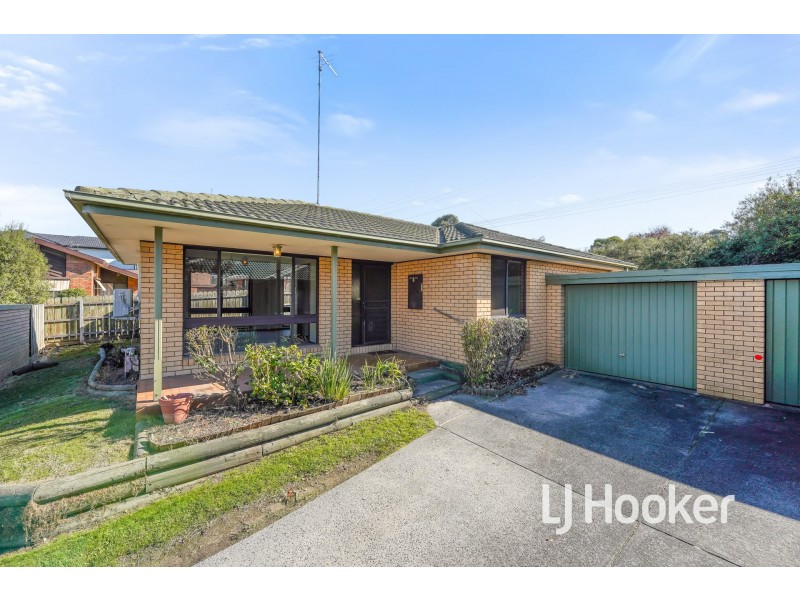 4/19-21 Princes Hwy, Pakenham VIC 3810