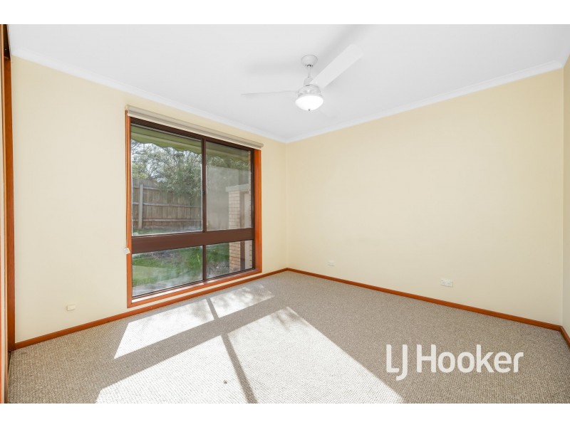 4/19-21 Princes Hwy, Pakenham VIC 3810