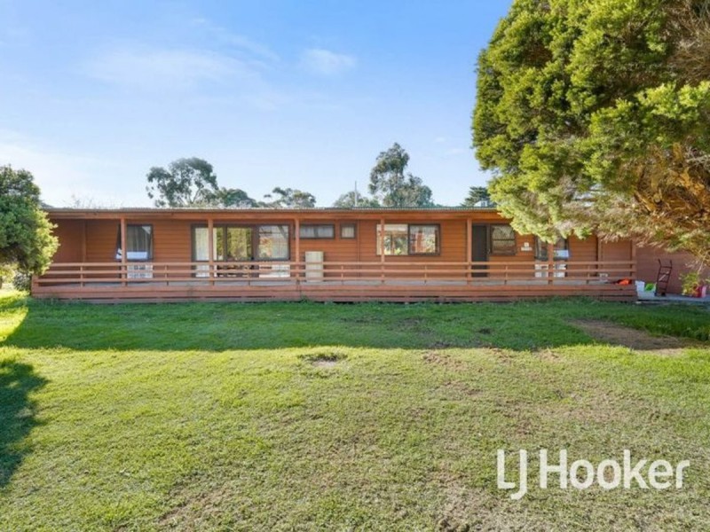 130 Tooradin Station Road, Tooradin VIC 3980