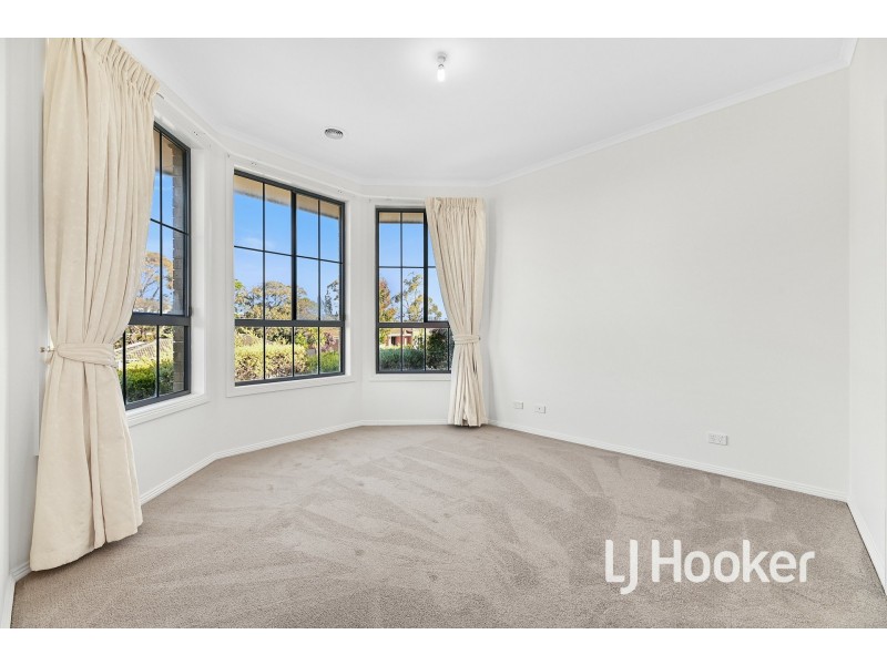 22 Ash Crescent, Pakenham VIC 3810