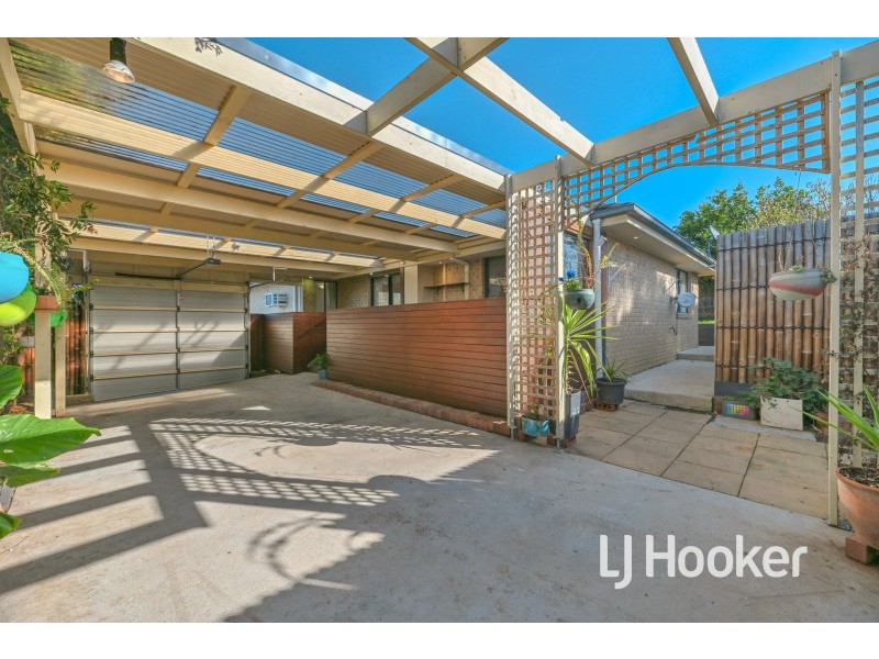 22 Ash Crescent, Pakenham VIC 3810