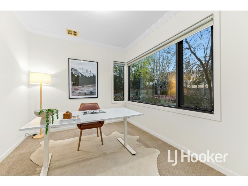 13 Sheldon Drive, Berwick VIC 3806