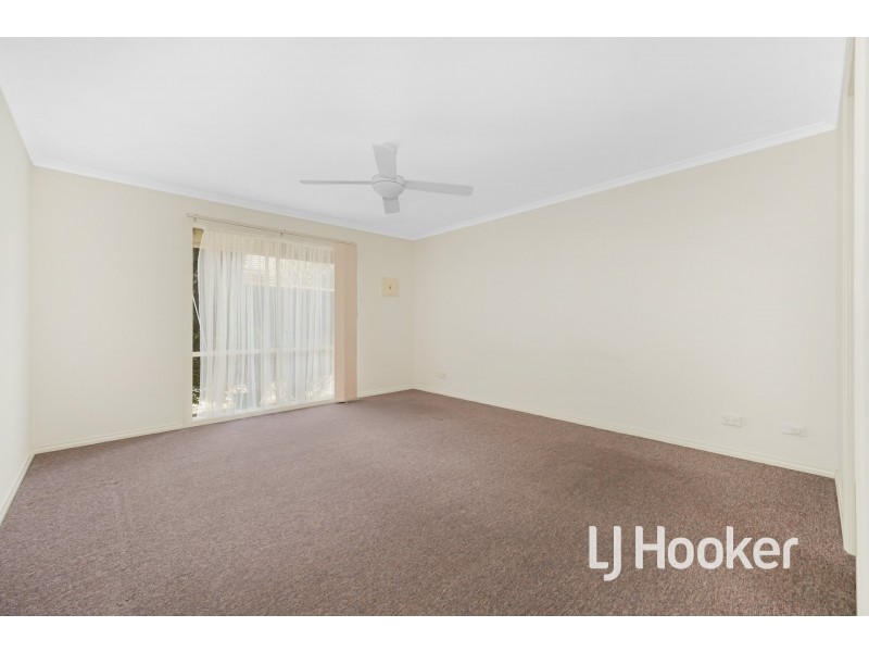 3/9 Henty Street, Pakenham VIC 3810