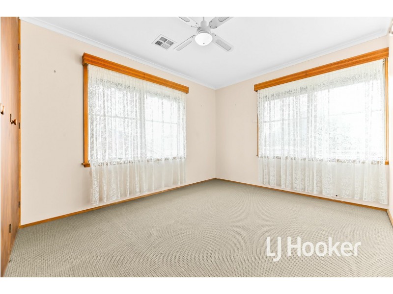 13 Deveney Street, Pakenham VIC 3810