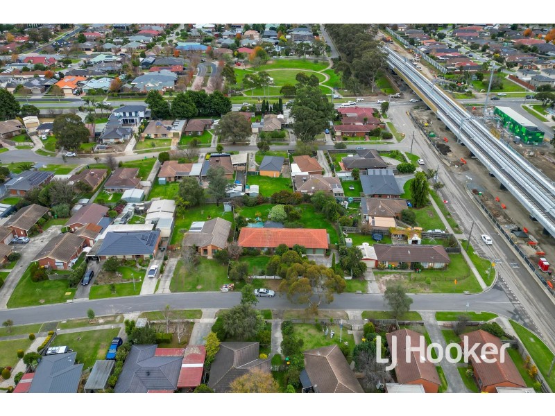 1-3 Tania Court, Pakenham VIC 3810