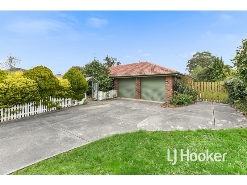 1-3 Tania Court, Pakenham VIC 3810