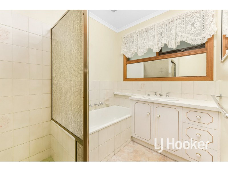 1-3 Tania Court, Pakenham VIC 3810