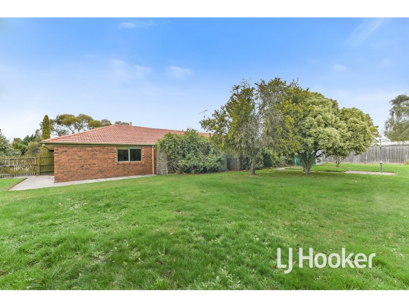 1-3 Tania Court, Pakenham VIC 3810