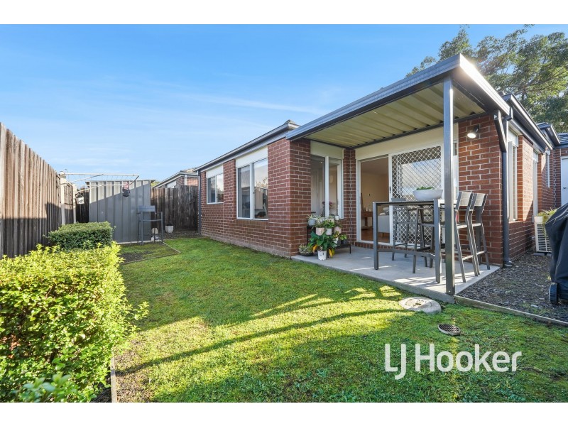 64 Mulcahy Road, Pakenham VIC 3810