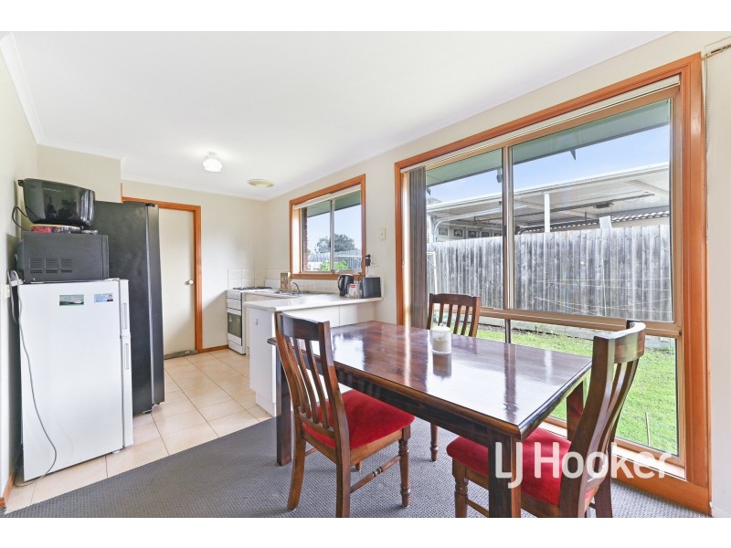 12B Kingston Avenue, Pakenham VIC 3810