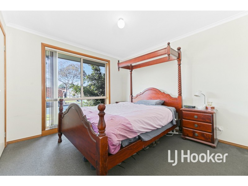 12B Kingston Avenue, Pakenham VIC 3810