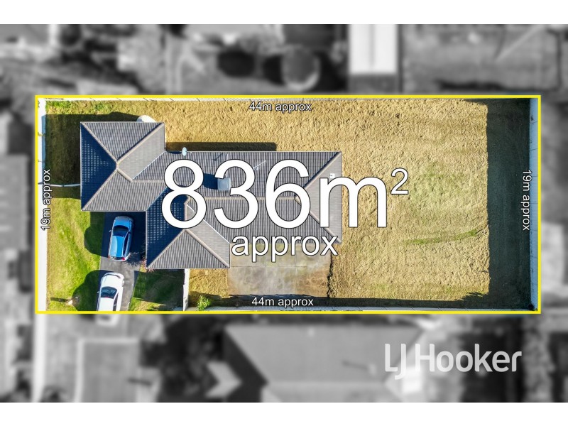 14 Wonboyn Close, Pakenham VIC 3810