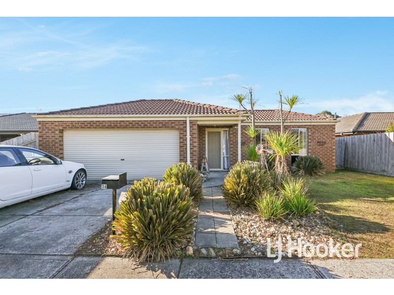 36 Parman Avenue, Pakenham VIC 3810