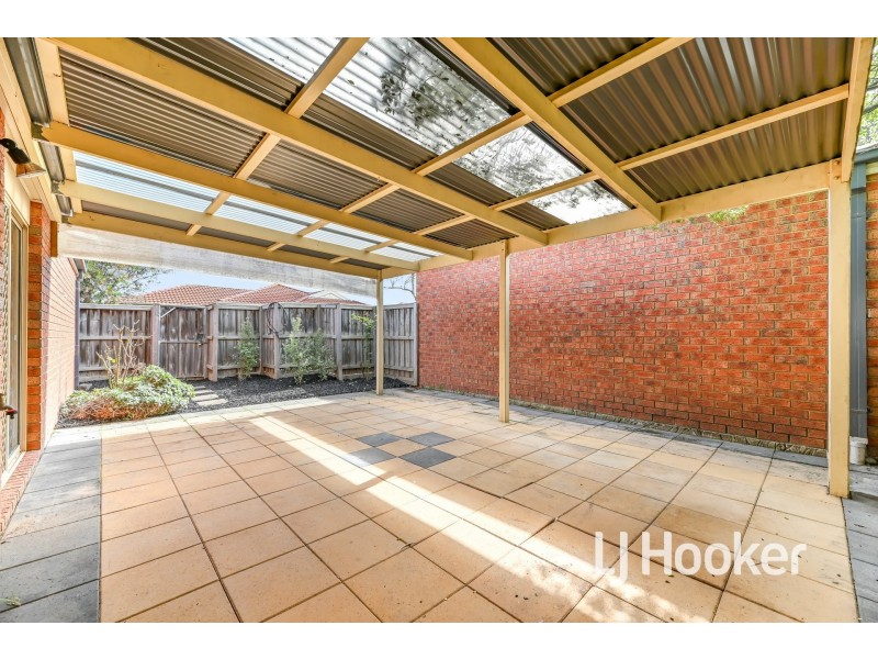 2/36 Armadale Drive, Narre Warren VIC 3805