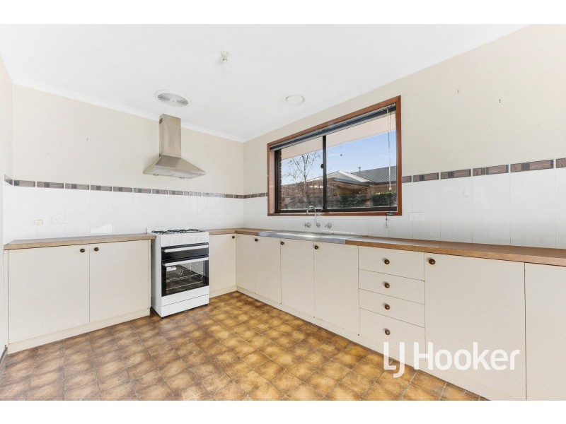 3/11 Acacia Court, Pakenham VIC 3810