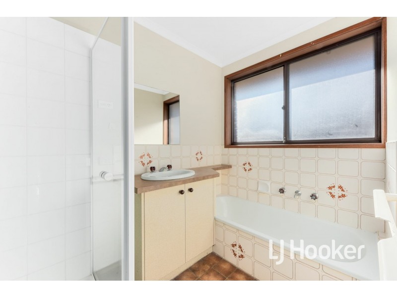 3/11 Acacia Court, Pakenham VIC 3810