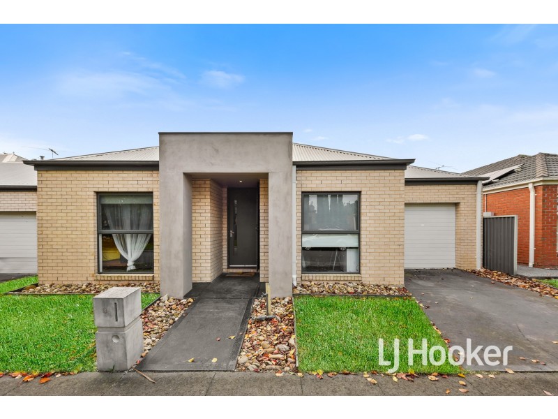 3 Pyrus Court, Pakenham VIC 3810
