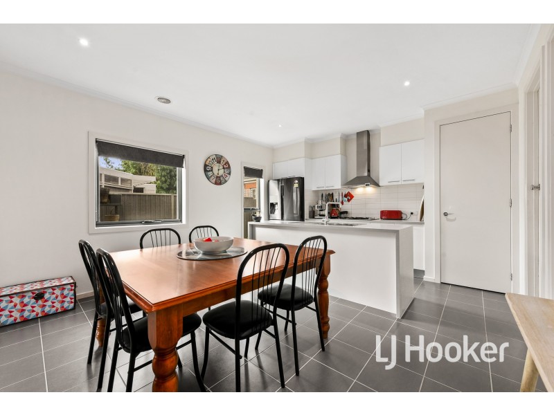 3 Pyrus Court, Pakenham VIC 3810